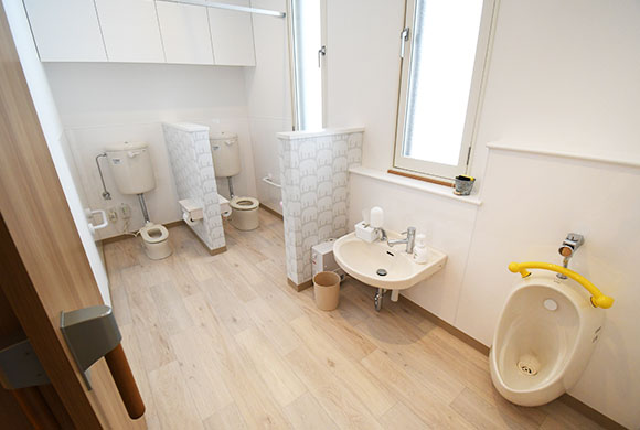 施設写真：トイレ